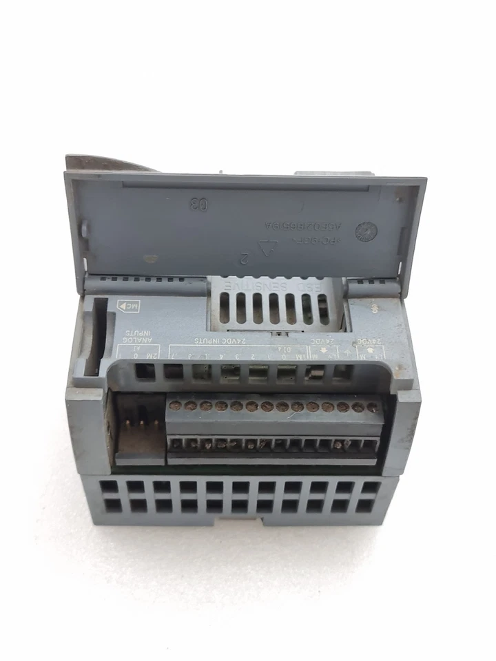 Siemens CPU 1212C DC/DC/RLY 6ES7 213-1HD30-0XB0 S7-1200 24Vdc (Cosmetic Damaged)